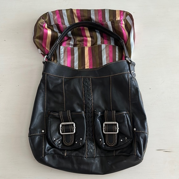 Beautiful Black Tignanello Large Pocketbook 🧡🖤❤️ - Picture 3 of 9